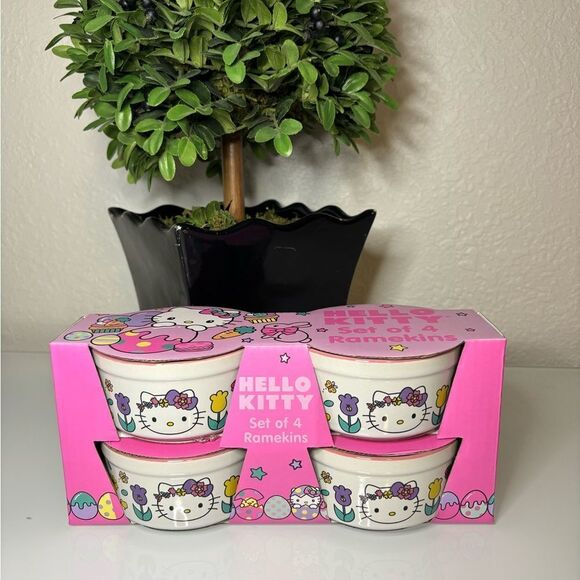Hello Kitty Easter Ramekin Set - Picture 2 of 4
